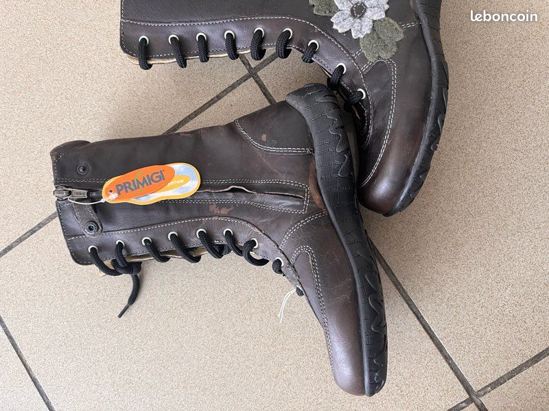 Bottes fille Primigi neuves – Pointure 30 Chaussures