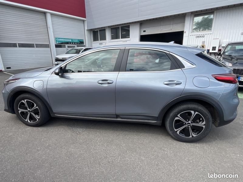 Kia XCeed 1.6 GDi 105ch + Plug-In 60.5ch Active DCT6 MY22 (image 8)
