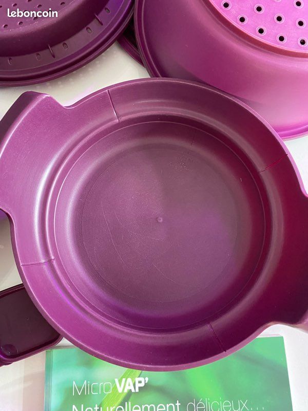 Tupperware Micro Vap' violet complet avec livre et livret de recettes