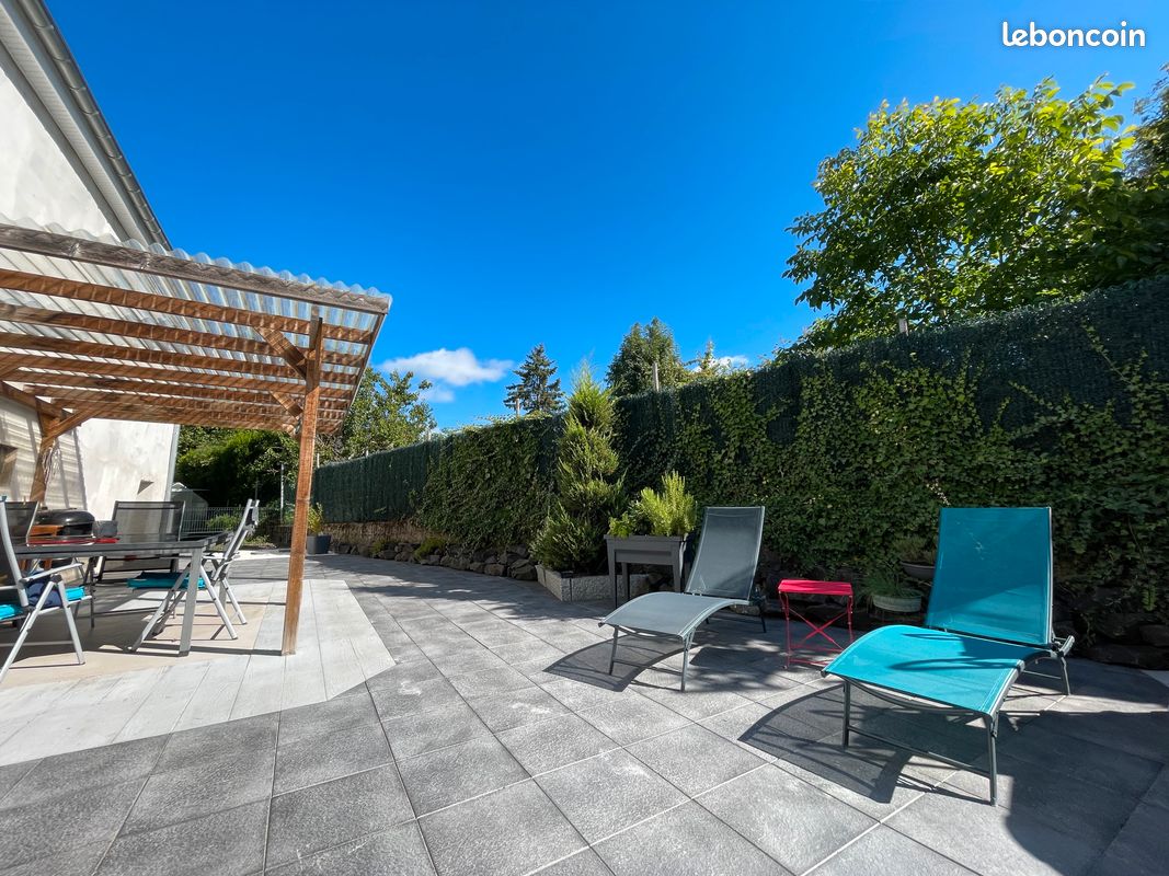 Maison 6 pièces 172 m² · à Diebling · 172 m² · 210 000 €