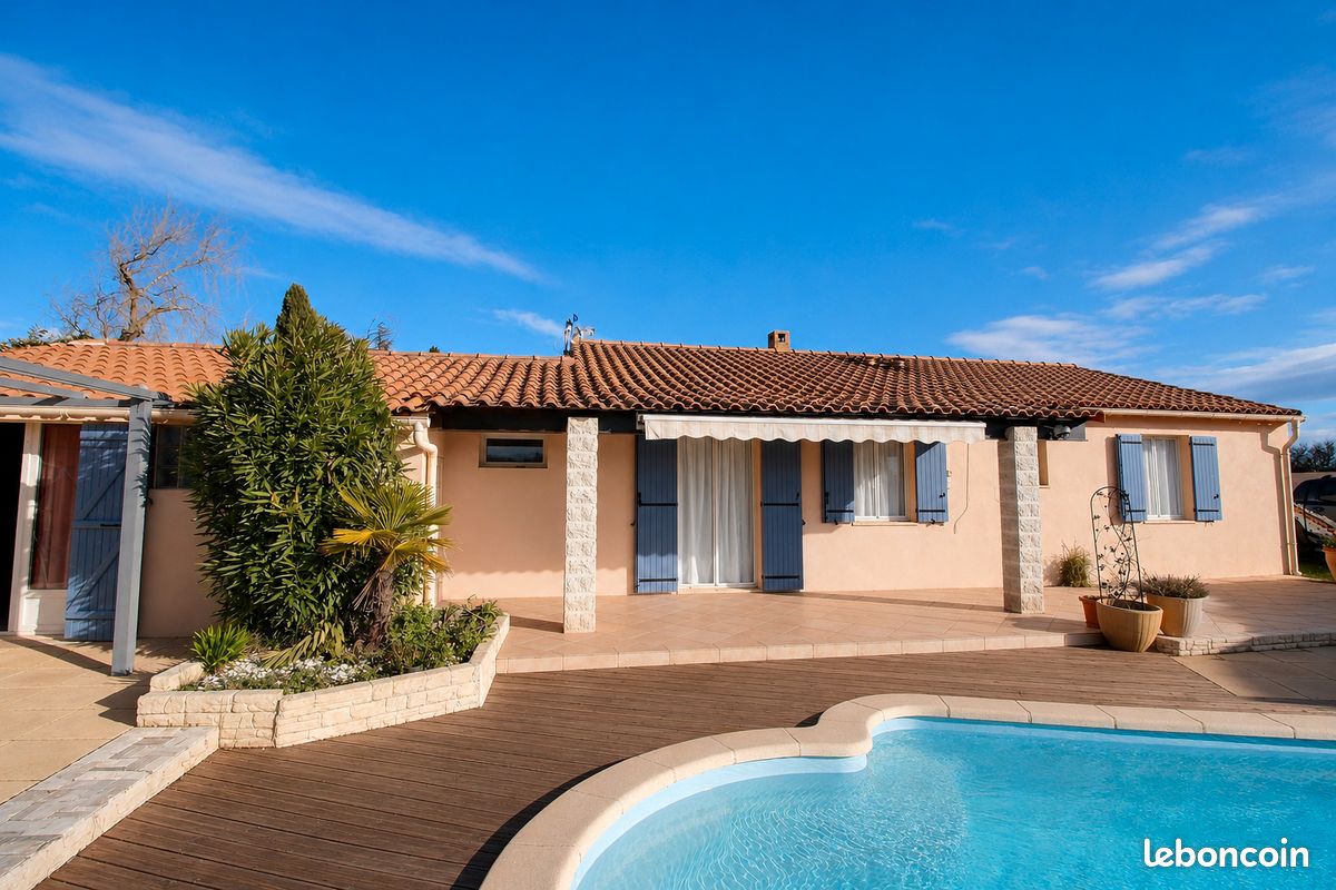 Maison 4 pièces 145 m² · à Caromb · 145 m² · 348 000 €
