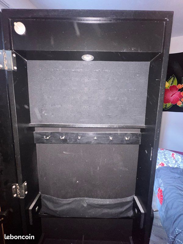Armoire a bijoux (image 1)