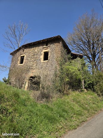 Maison 1 pièce 107 m²