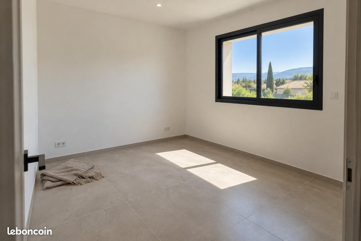 Maison 85 m² · à Alleins · 85 m² · 1 650 €/mois