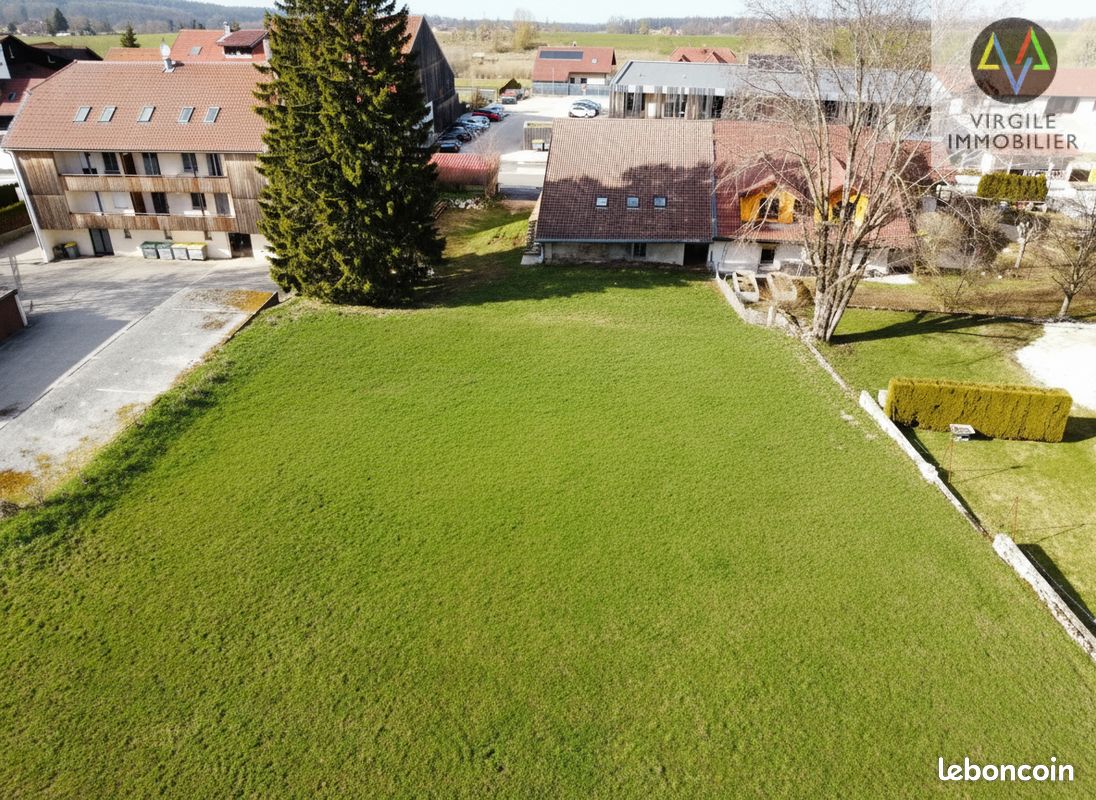 Maison 4 pièces 400 m² · à Métabief · 400 m² · 270 000 €