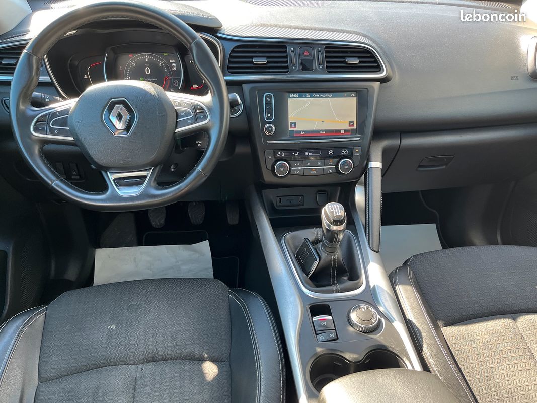 KADJAR 1.6 DCI 130 Zen. BV6. 4x4 Toit Pano Garantie 12 Mois (image 5)