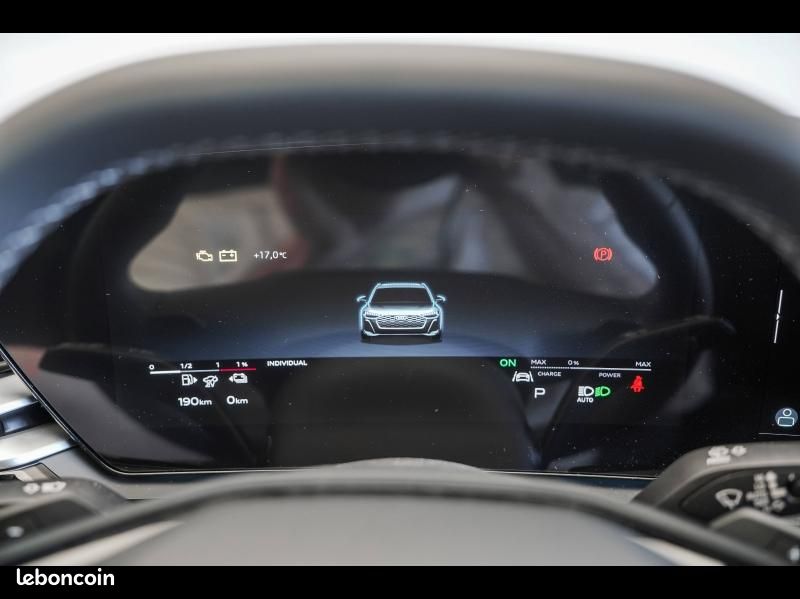 Audi A5 Avant 2.0 e-hybrid 299ch S line quattro S tronic 7 (image 28)