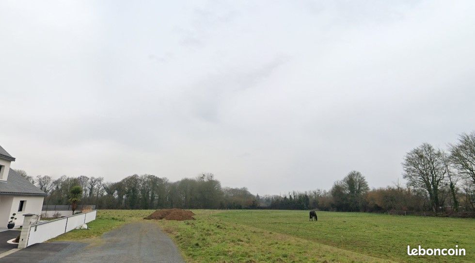 Terrain à bâtir de 370 m² à LANVOLLON (22) · 46 000 €