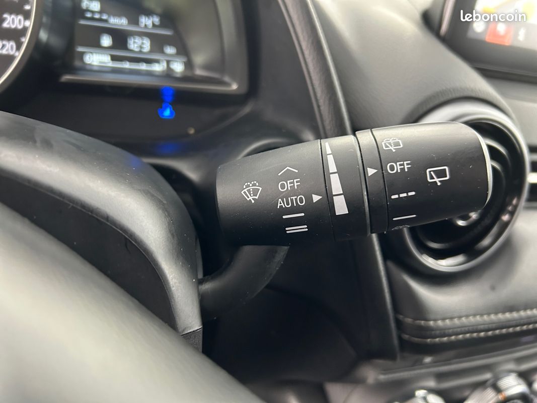 MAZDA CX-3 2.0L Skyactiv-G 121 4x2 BVA6 Dynamique (image 28)