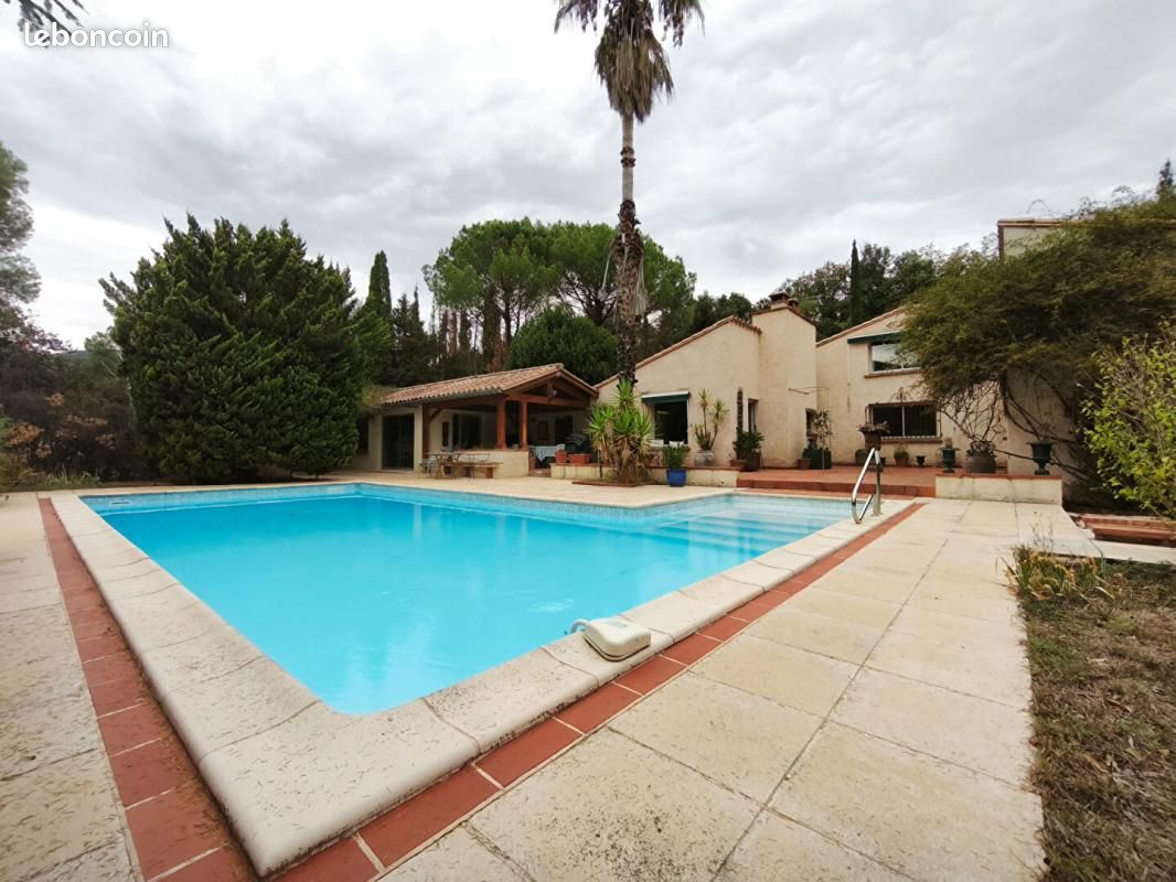 Maison 6 pièces 148 m² · à Reynès · 148 m² · 499 000 €