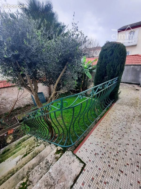 Maison a louer agen - 8 pièce(s) - 155 m2 - Surfyn