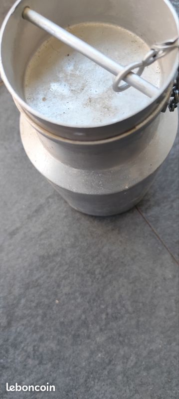Pot à Lait Aluminium TOURNUS (image 2)
