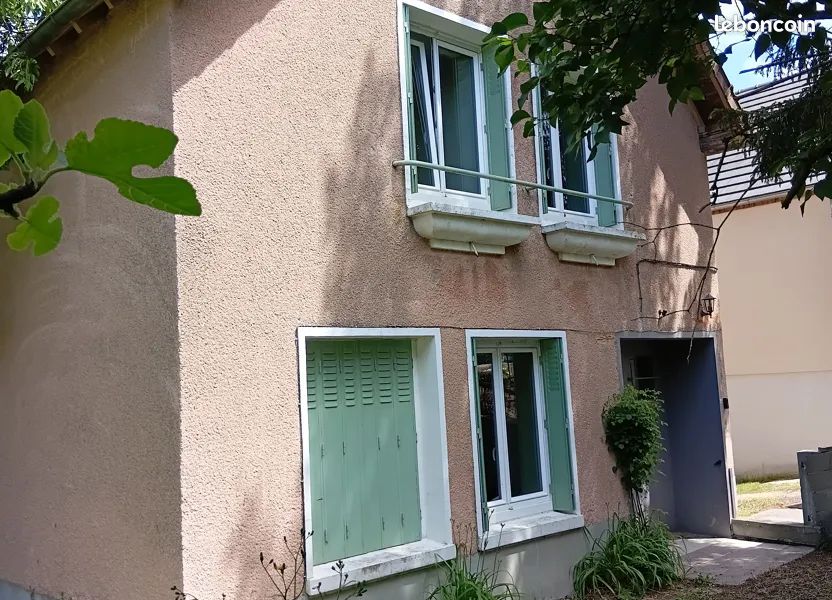 Maison 4 pièces 79 m² · à Plaimpied-Givaudins · 79 m² · 150 000 €