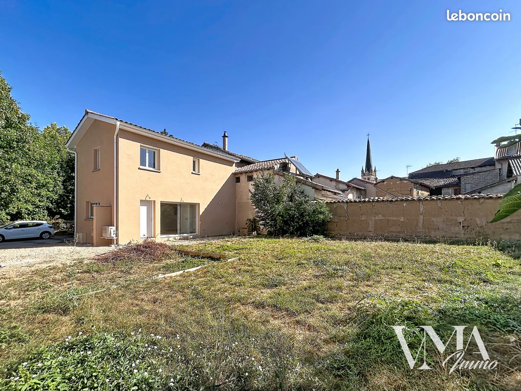 Maison 4 pièces 86 m² · à Fareins · 86 m² · 330 000 €