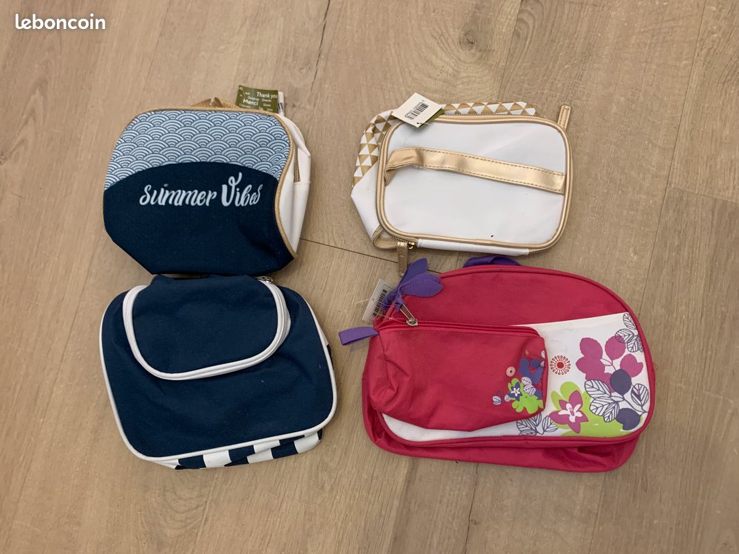 Trousse de toilette et à maquillage (image 1)