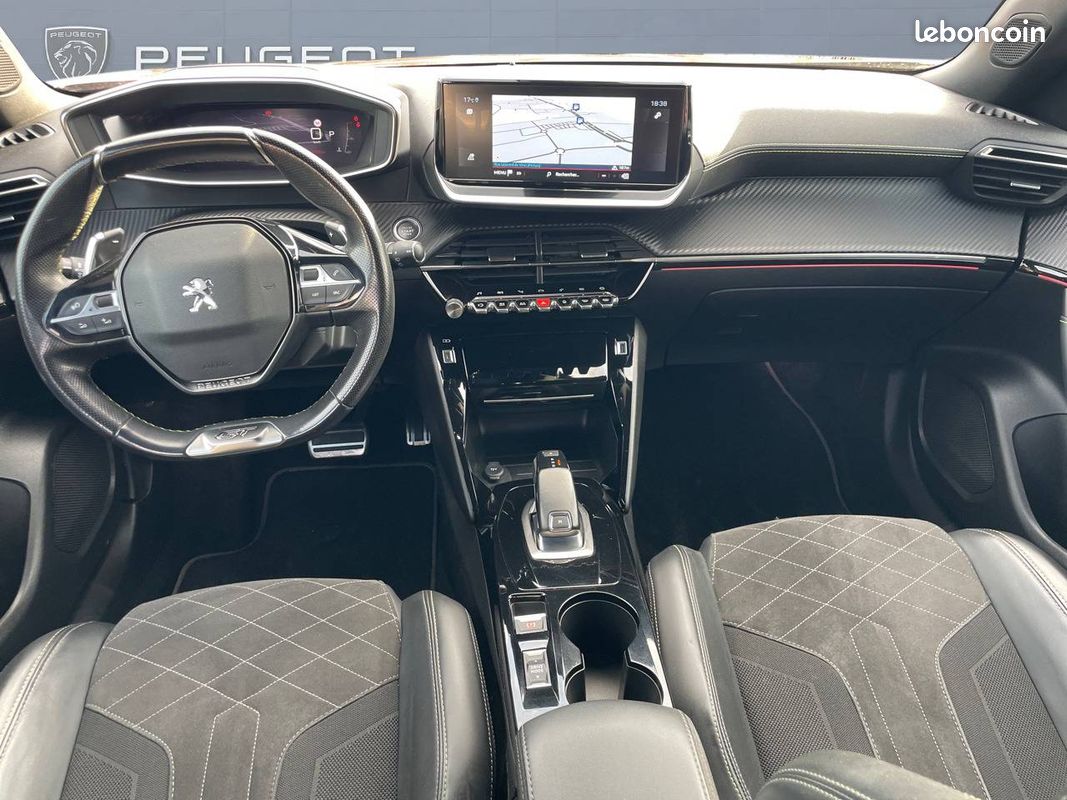 PEUGEOT 2008 PureTech 130 S&S EAT8 GT Pack (image 13)