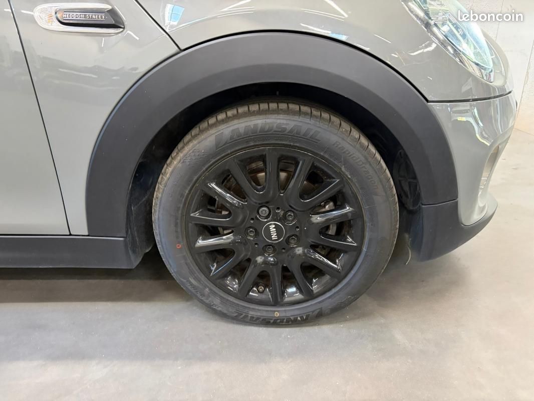 Mini Cooper 5 Portes One 102 ch BVA7 Finition Salt (image 16)