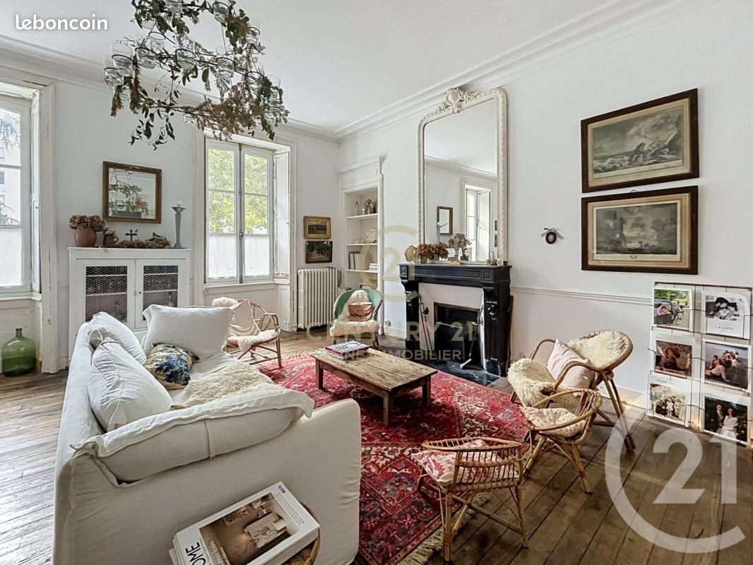 Appartement 5 pièces 151 m² · à Rennes · 151 m² · 588 000 €