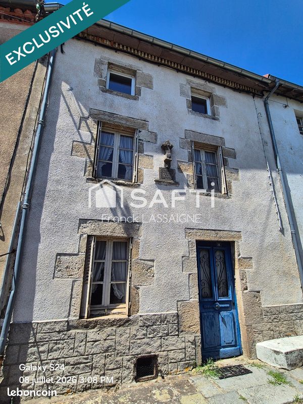 Maison 5 pièces 65 m² · à Bertignat · 65 m² · 32 500 €
