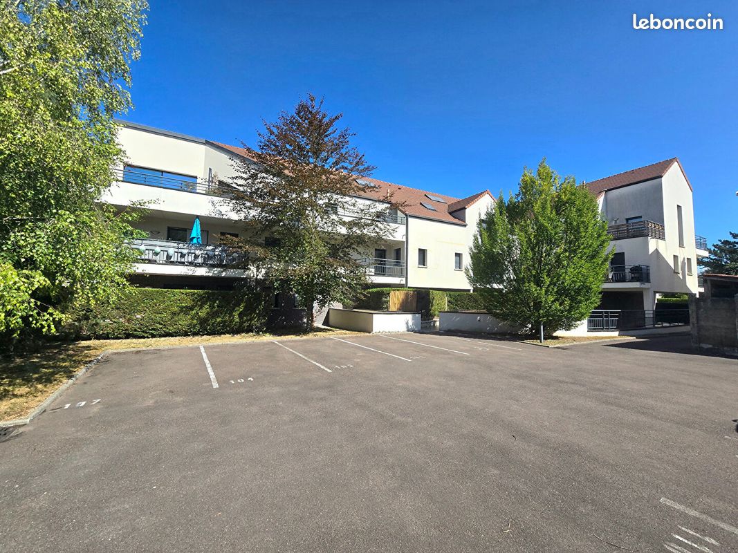 Studio 1 pièce 26 m² (image 2)