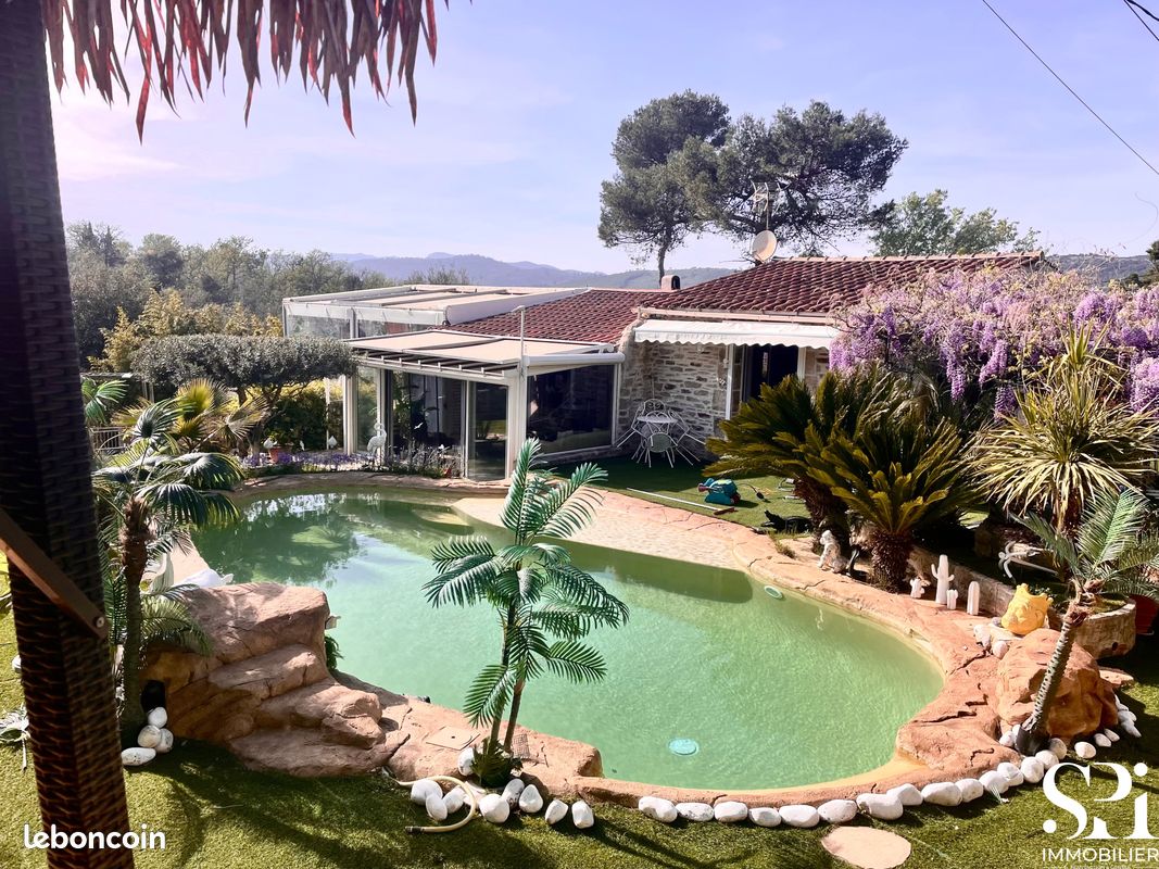 Maison 3 pièces 110 m² · à Sainte-Anastasie-sur-Issole · 110 m² · 449 000 €