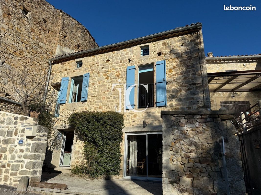 Maison 6 pièces 166 m² · à Les Vans · 166 m² · 230 000 €