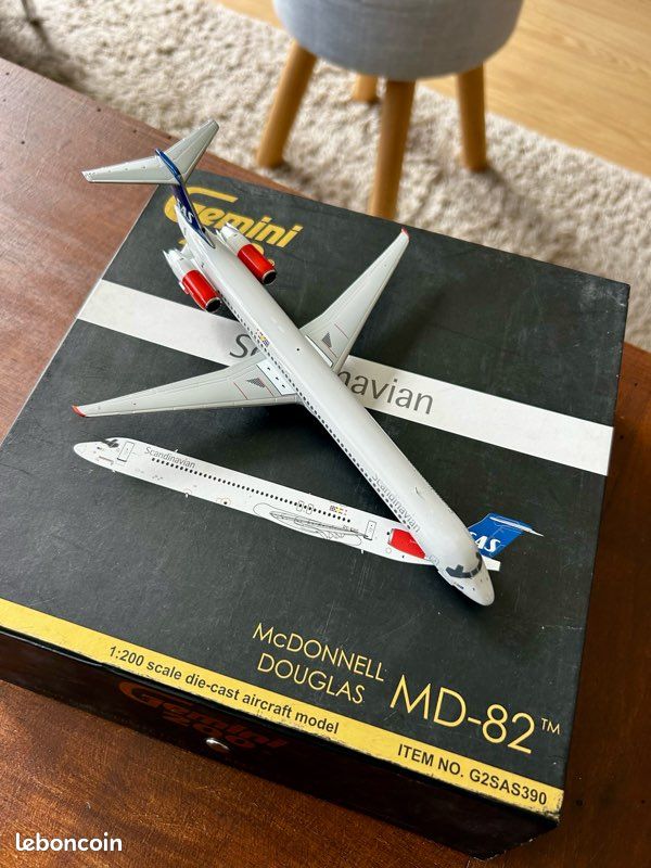 Herpa 1/500 McDonnell Douglas MD-87 SAS Airlines (très Bon état + Boîte)