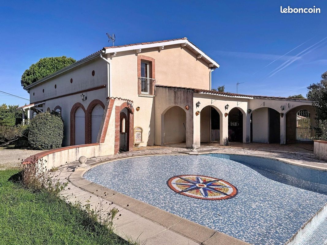 Maison 7 pièces 207 m² · à Lapeyrouse-Fossat · 207 m² · 420 000 €