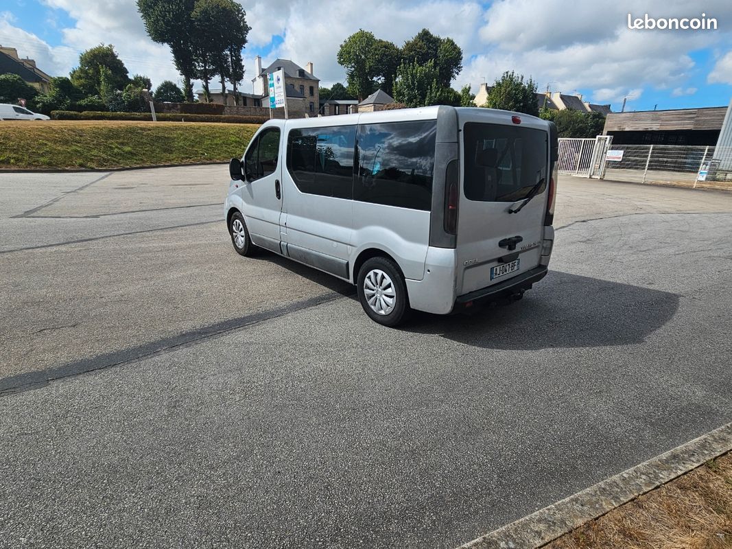 🚐 opel vivaro grand tour – 1.9 dci 100 ch – 7 places – 2005 (image 3)