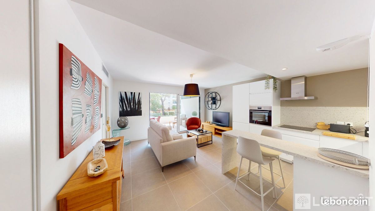 Appartement 2 pièces 51 m² · à Fréjus · 51 m² · 1 350 €/mois