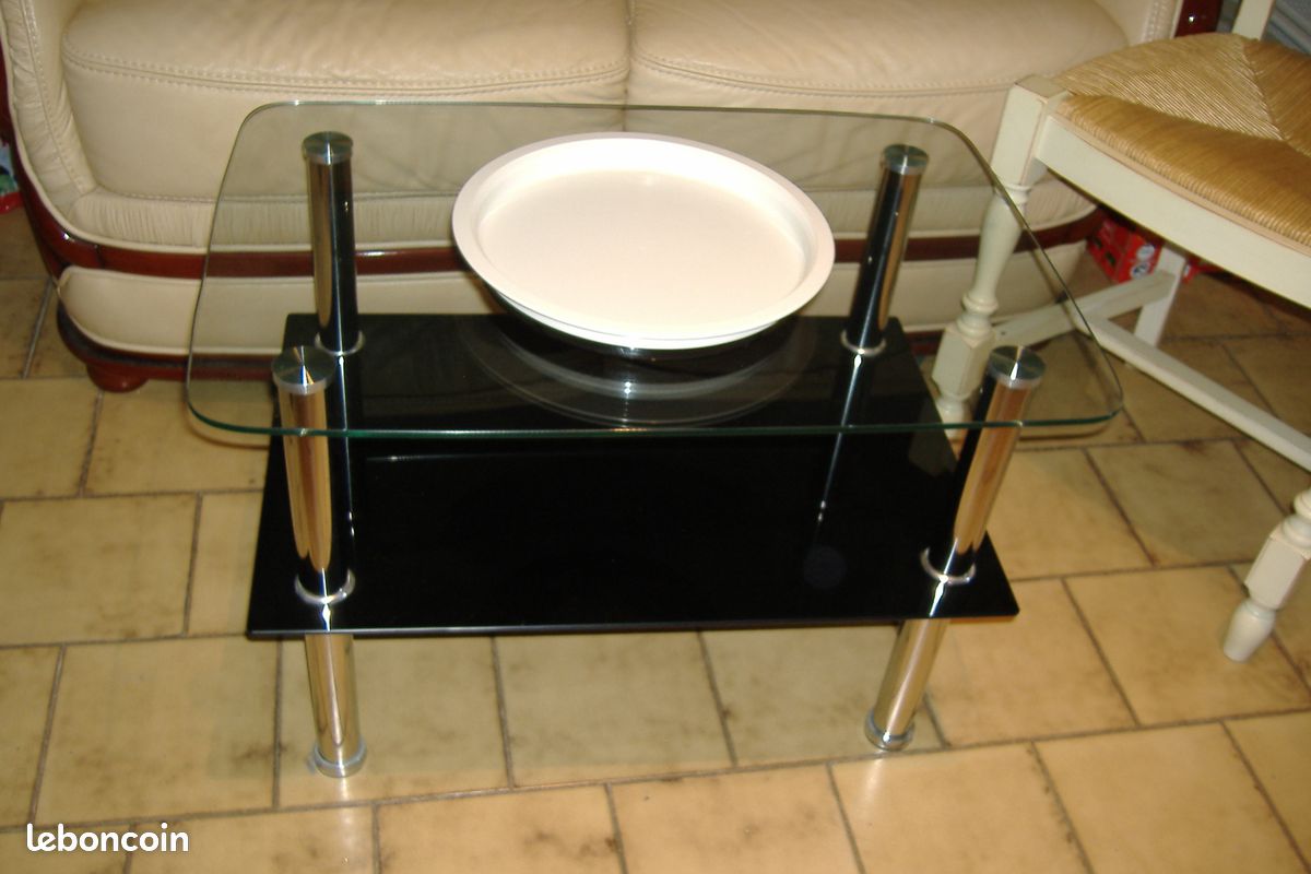 Table de salon en verre fumé neuve 60 (image 1)