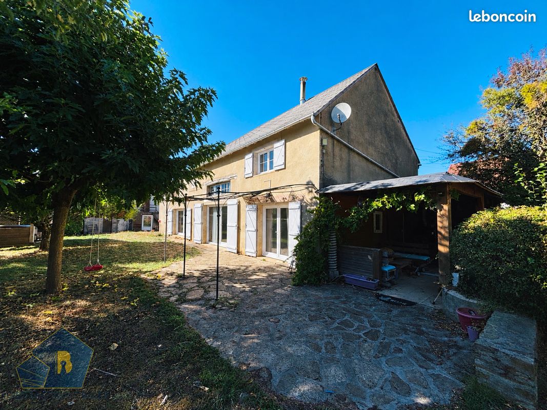Maison 7 pièces 150 m² · à Bussière-Saint-Georges · 150 m² · 163 000 €