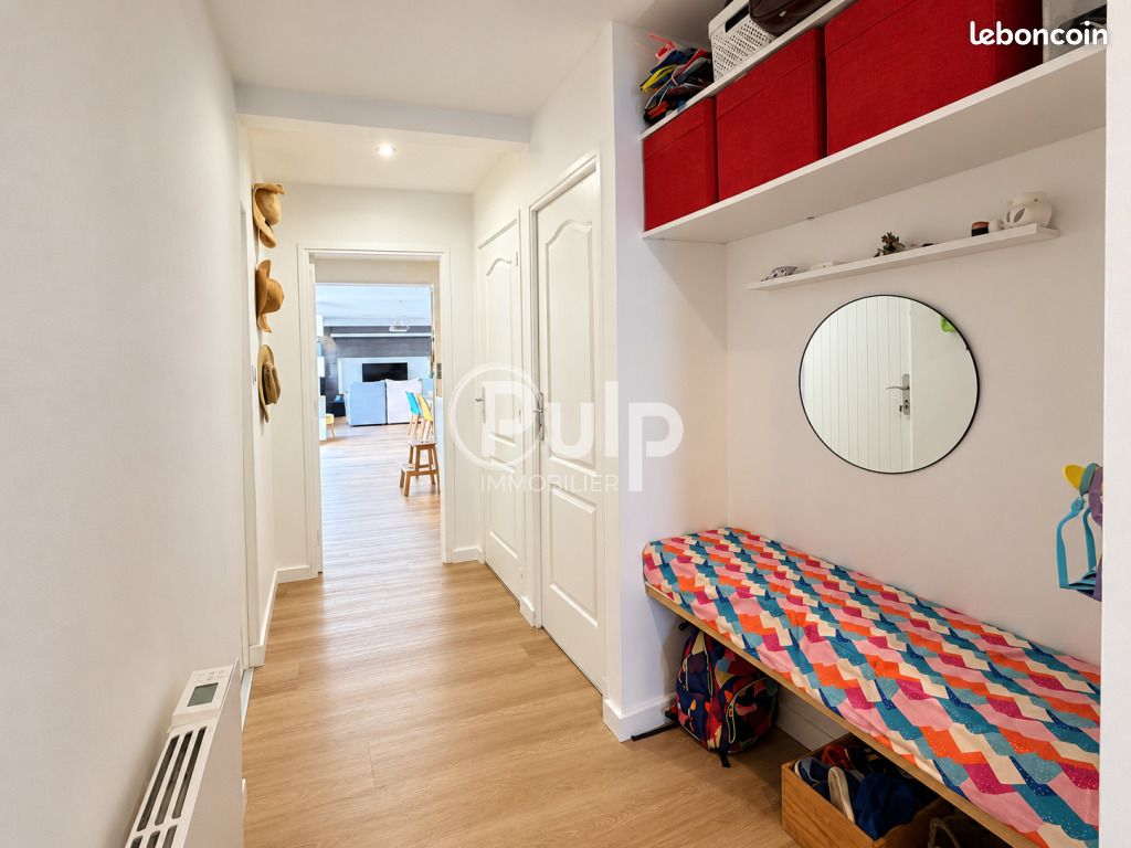 Maison 5 pièces 137 m² · à Méricourt · 137 m² · 265 000 €