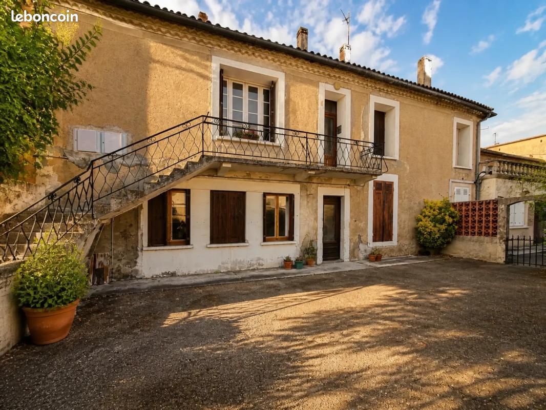 Maison 15 pièces 500 m² · à Gondrin · 500 m² · 245 000 €