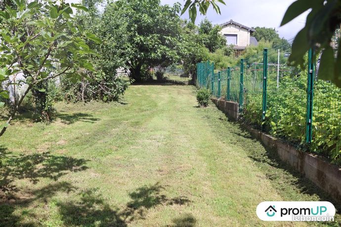 Terrain 335 m² Linas