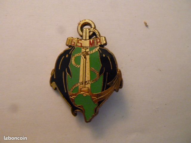 Insigne émail Original 2° Bataillon SMA ANTILLES GUYANE TDM (occasion, Deux Anneaux)