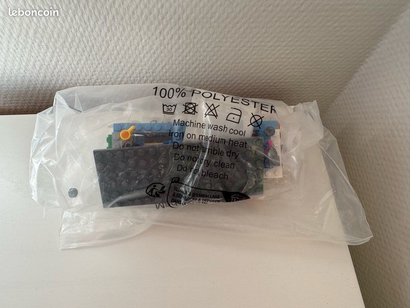 Lego City 60283 (image 4)