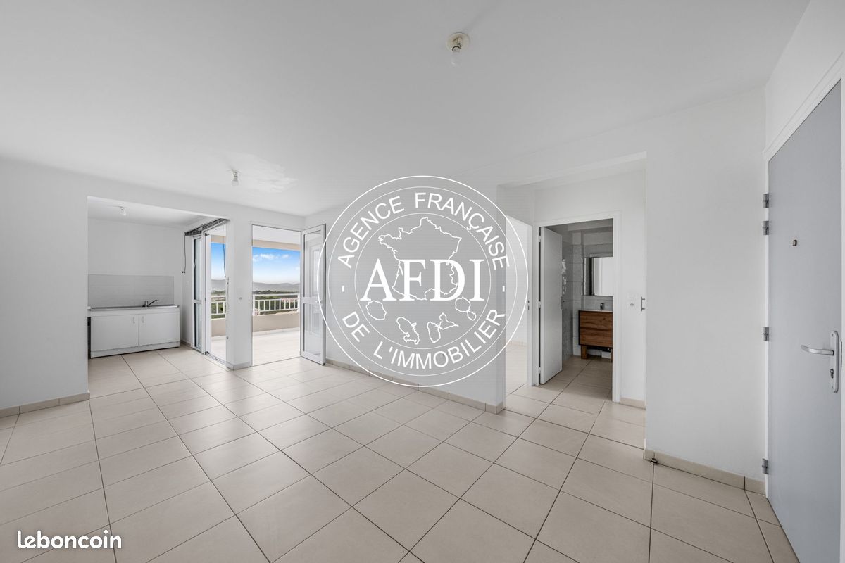 Appartement 2 pièces 43 m² · à Fort-de-France · 43 m² · 158 000 €