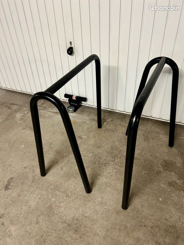 Tréteaux design metal (image 1)