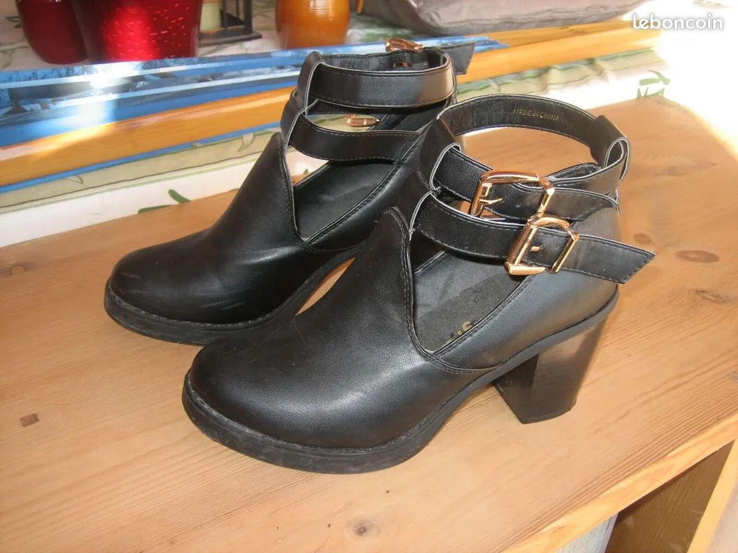 Chaussure Femme Bottine Femme Jennyfer Bottines Jennyfer Femme