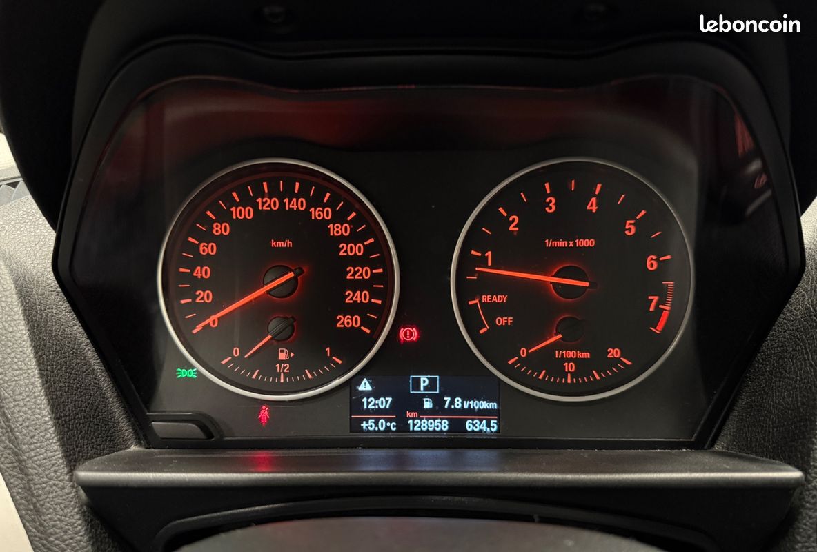 BMW SERIE 1 118i 136ch BUSINESS BVA8 (image 10)