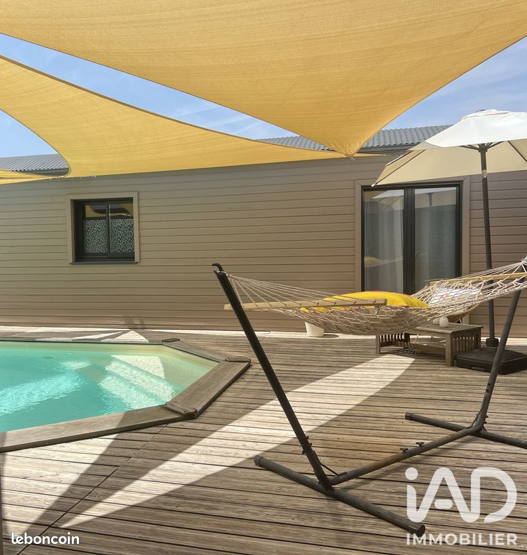 Maison 5 pièces 206 m² · à Saint-Pierre-du-Mont · 206 m² · 344 000 €