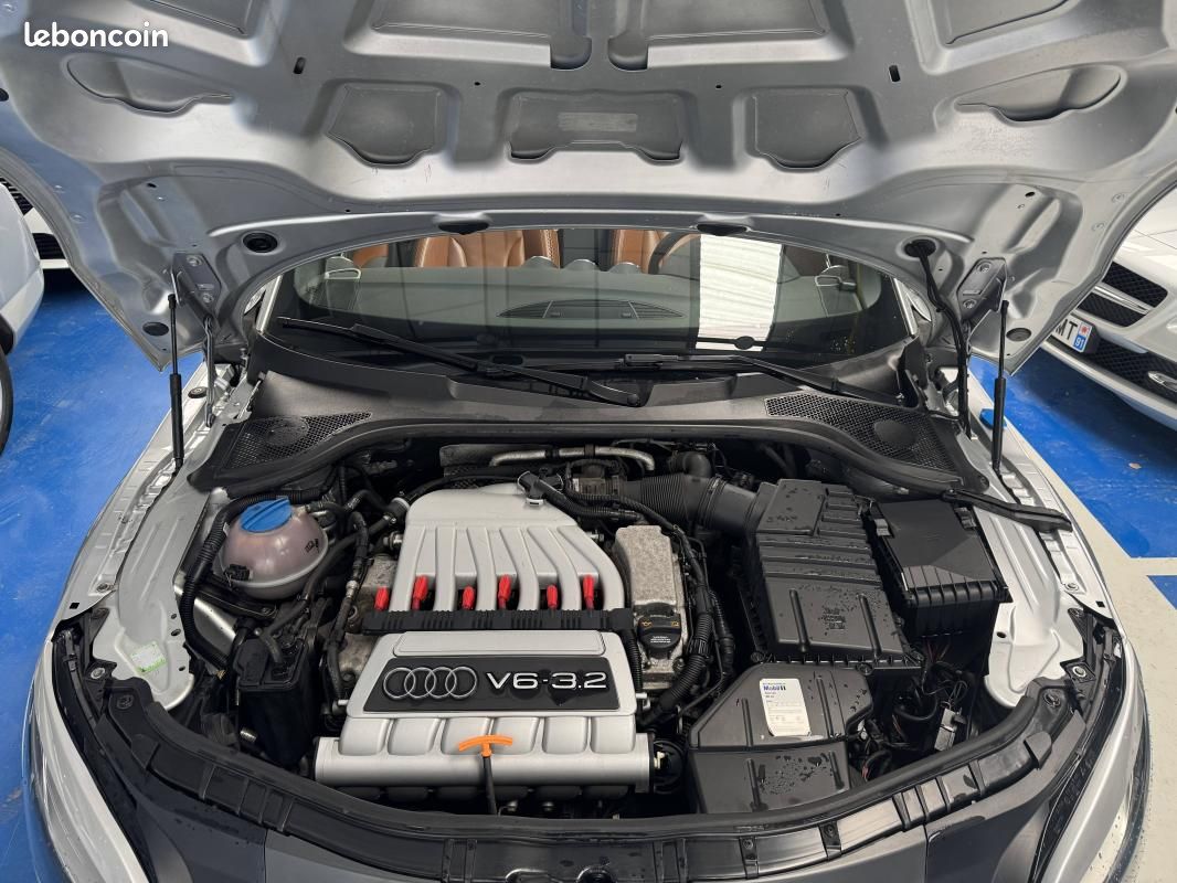 Audi TT II 3.2 V6 250ch quattro S tronic 6 (image 25)