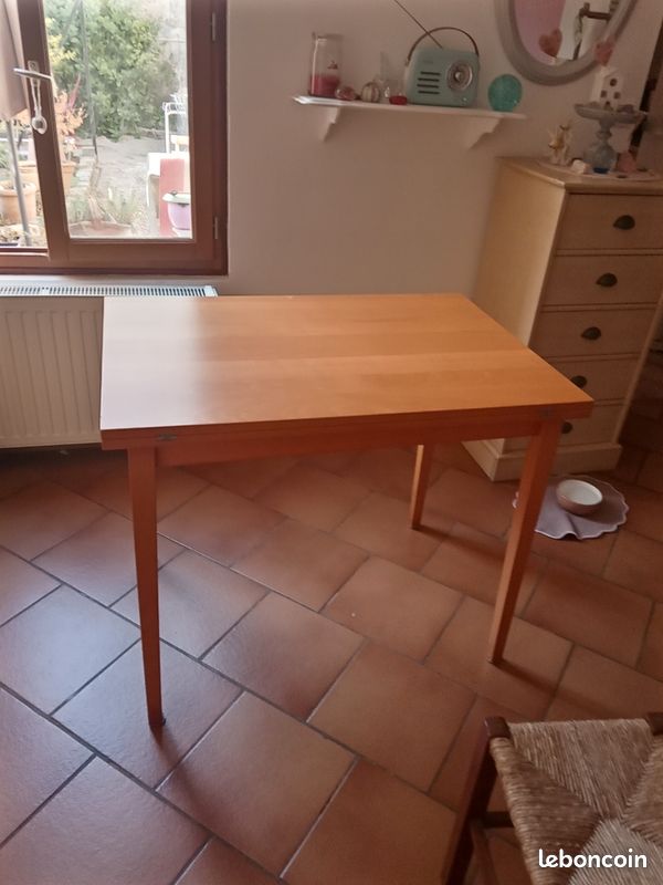 Table (image 1)
