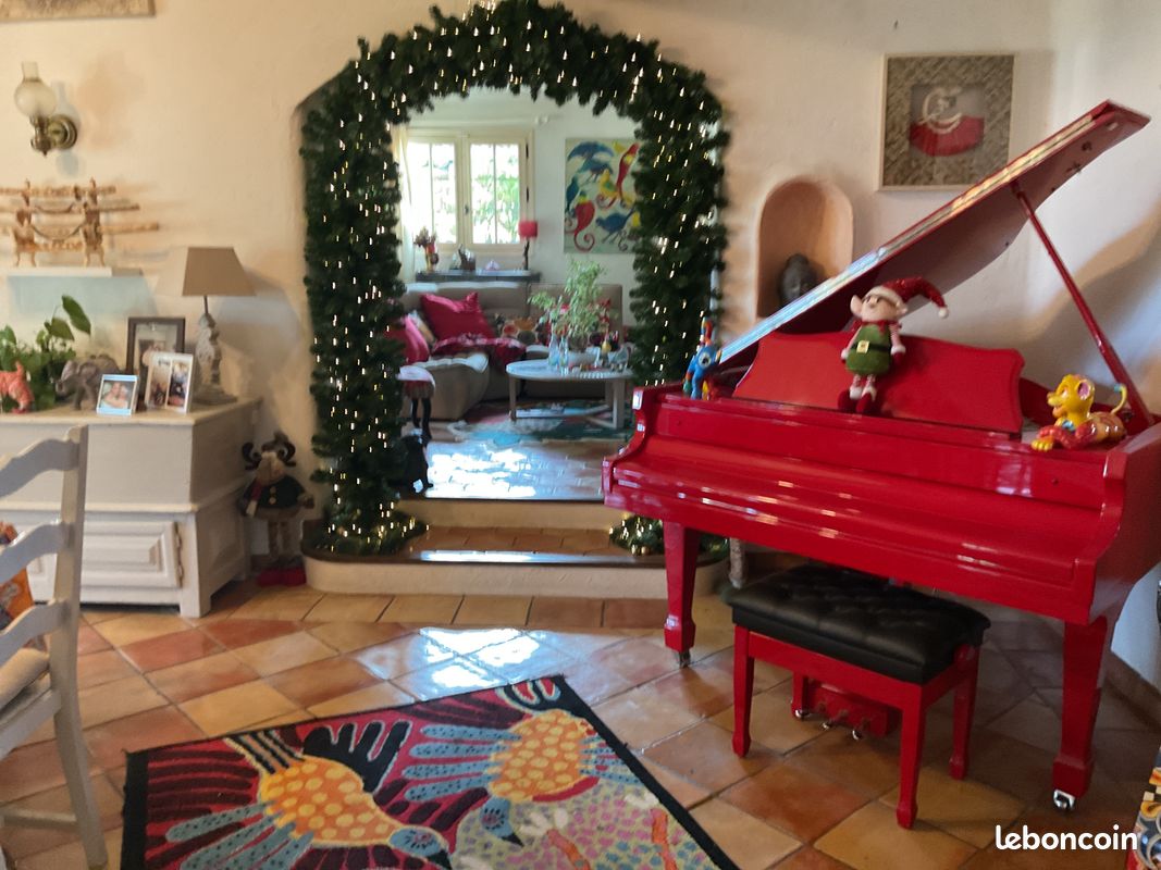 Maison 7 pièces 180 m² · à Grasse · 180 m² · 925 000 €