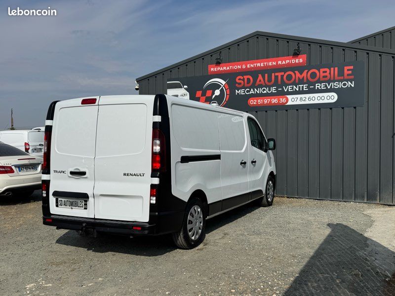 Renault Trafic ||| Longue, 1.6 DCI 125cv 5cv TVA GARANTIE 6 MOIS (image 3)