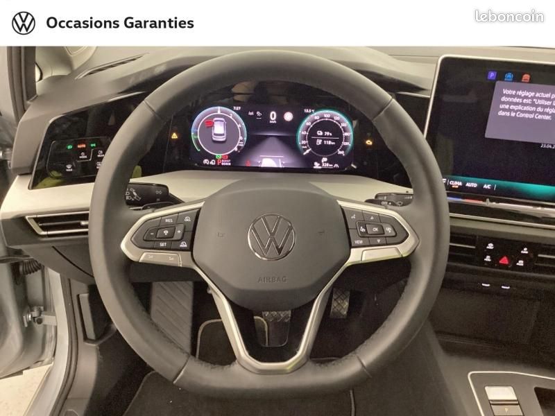 Volkswagen Golf 1.5 eHybrid 204ch VW Edition DSG6 (image 10)