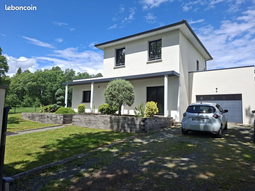 Maison 5 pièces 148 m² · à Champcevinel · 148 m² · 410 000 €