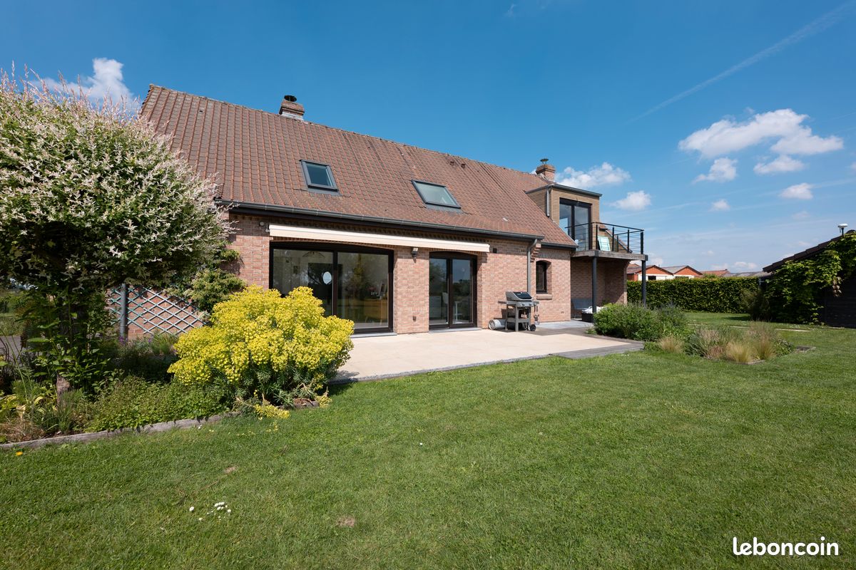 Maison 5 pièces 165 m² · à Quesnoy-sur-Deûle · 165 m² · 729 000 €