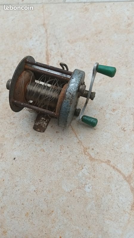 moulinet de pêche ancien Anglet Scout